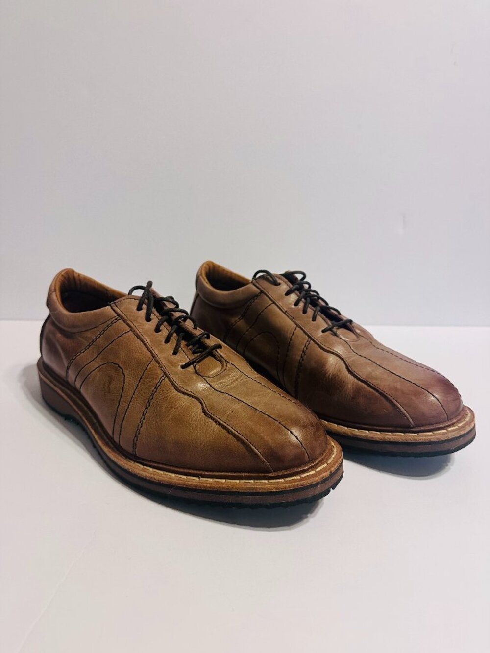 Allen Edmonds Voyager Men's Shoe
